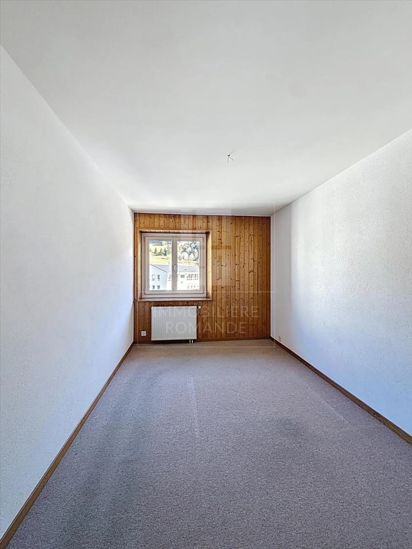 Apartment for rent - Photo 4 of 7