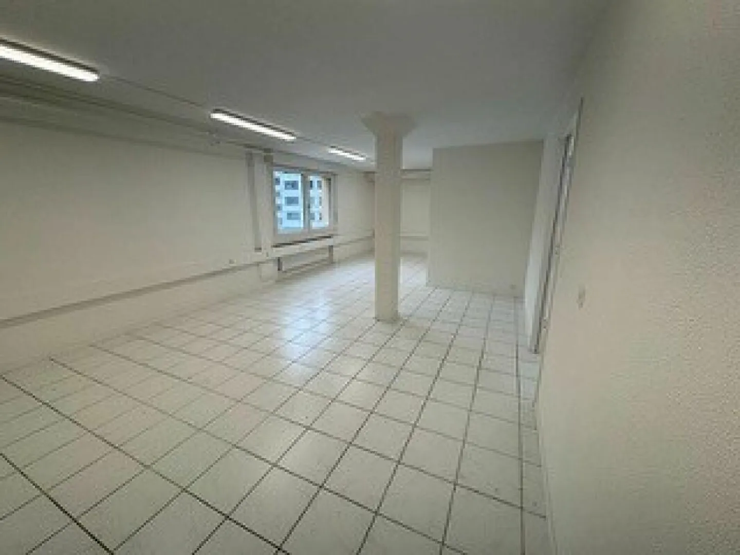 Spazio Commerciale - Foto 5 di 9