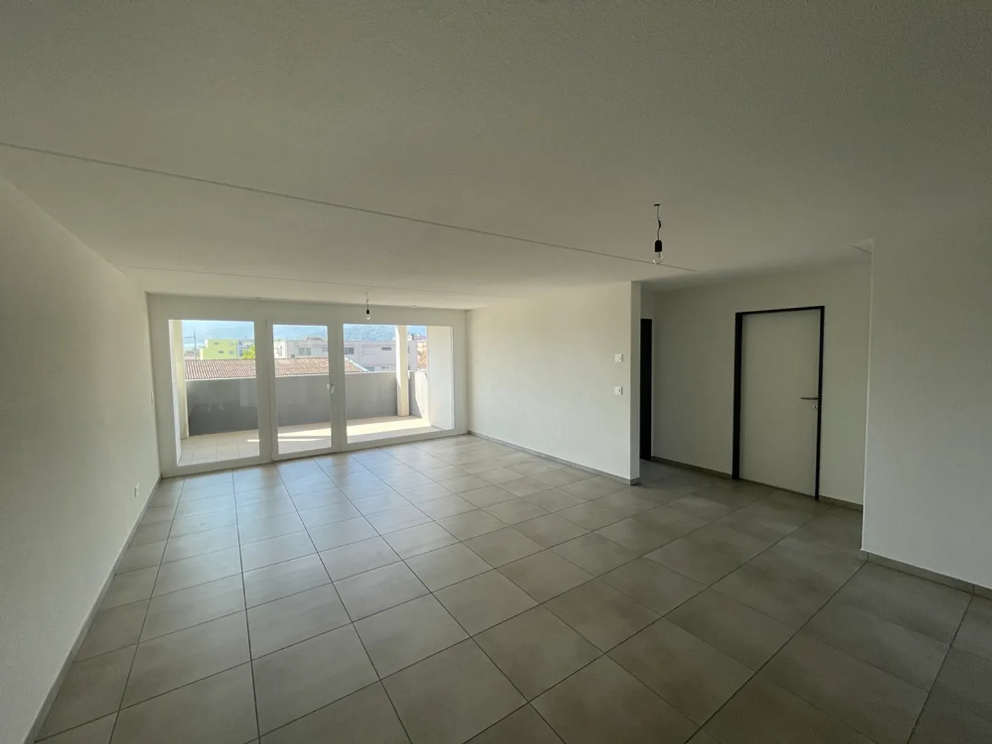 Appartement 3.5 pièces - Photo 3 sur 10