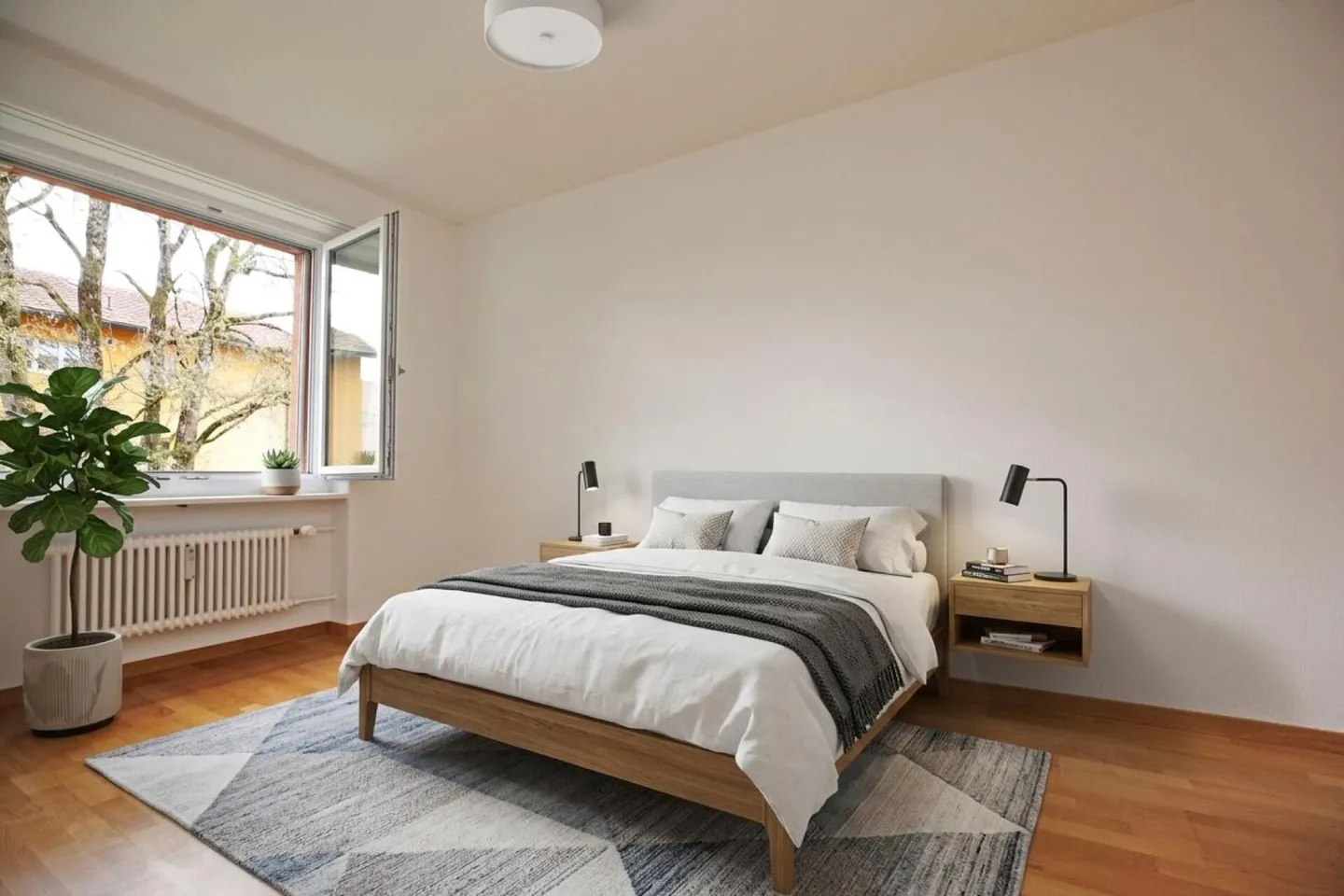 4-room apartment - freshly renovated - Photo 2 of 12