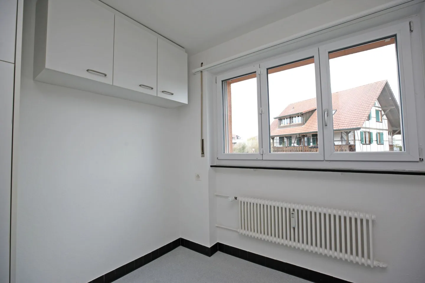 4-room apartment - freshly renovated - Photo 10 of 12