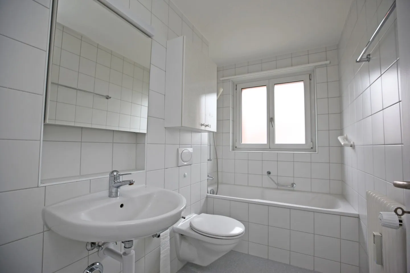 4-room apartment - freshly renovated - Photo 11 of 12