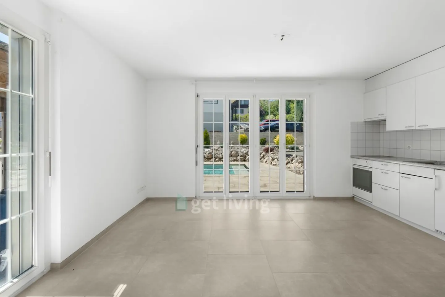 VILLA UNIFAMILIARE CON PISCINA (ALIQUOTA FISCALE 90%) - Foto 8 di 13