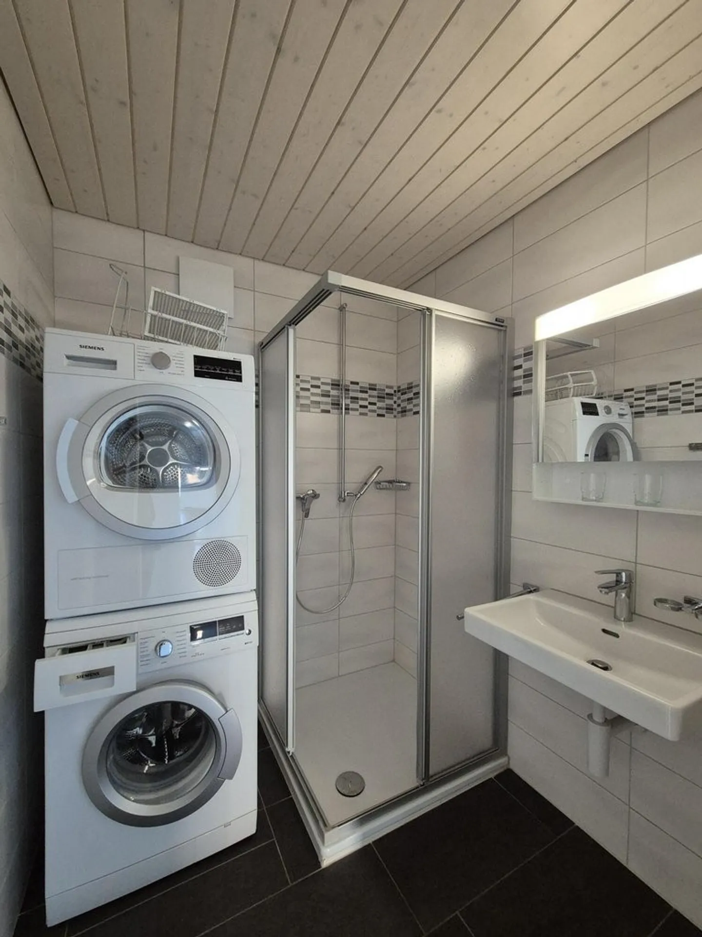 MENIERES (DE) - 3.5 Zimmer im 1. Stock - Foto 7 von 9