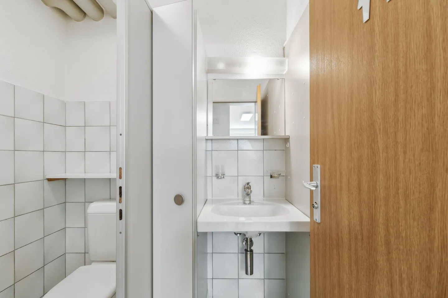 Office space for rent - Photo 2 of 7