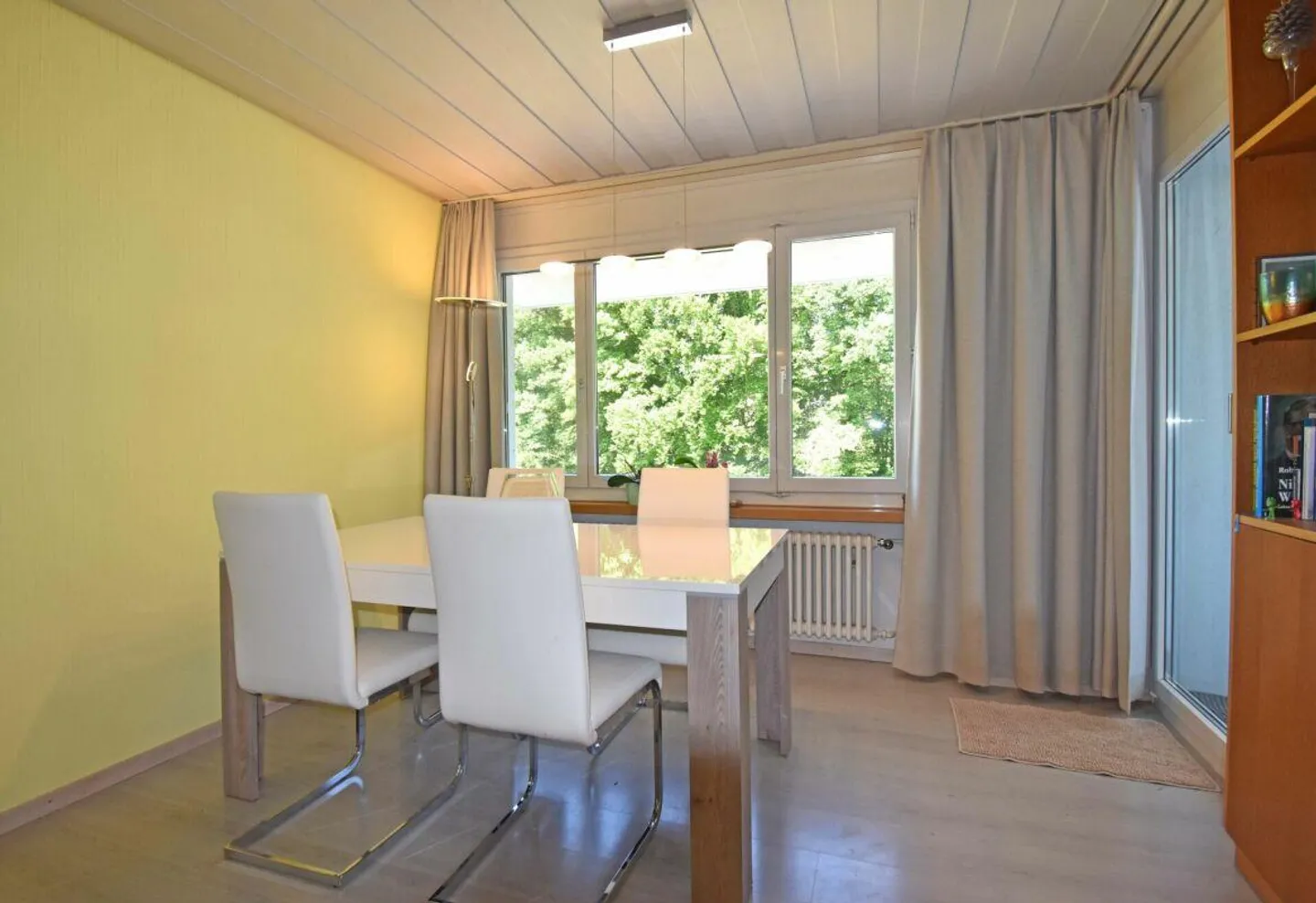 Modernes Reiheneinfamilienhaus mit Gemeinschaftspool - Foto 6 von 15