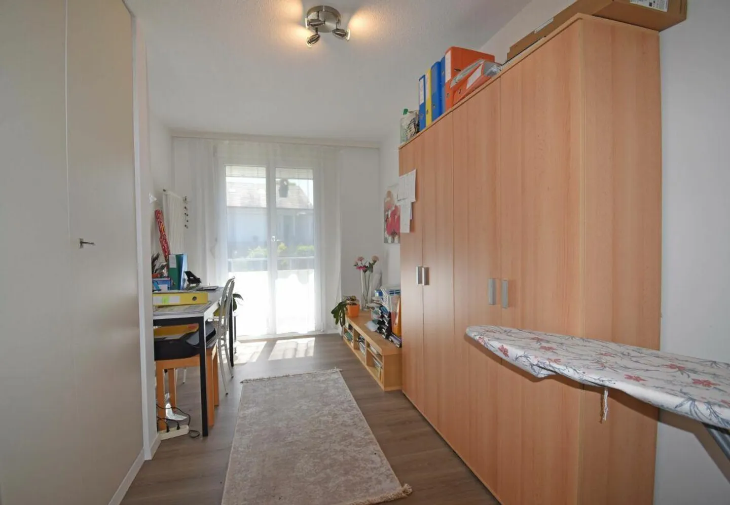 Modernes Reiheneinfamilienhaus mit Gemeinschaftspool - Foto 10 von 15