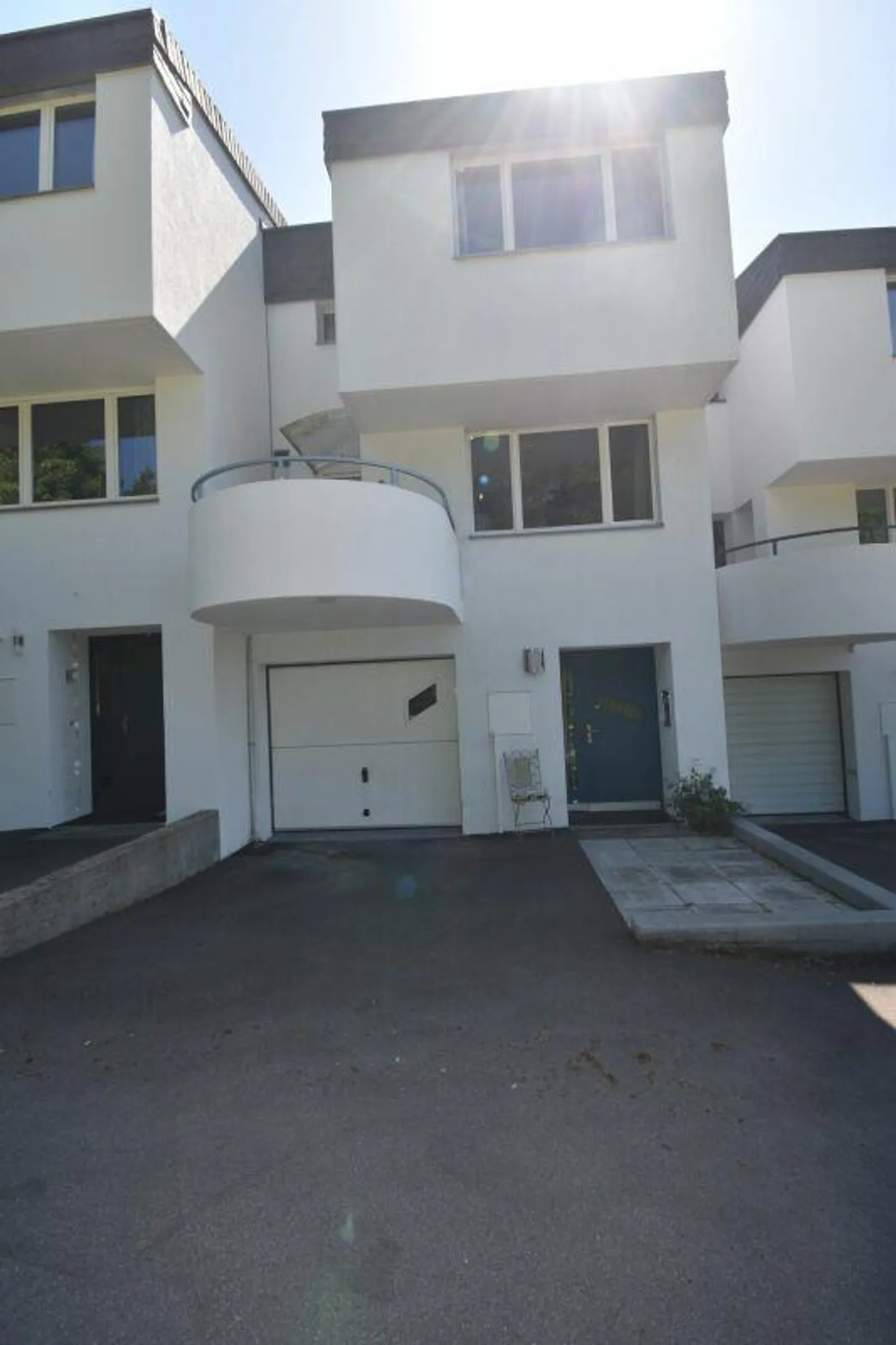 Modernes Reiheneinfamilienhaus mit Gemeinschaftspool - Foto 15 von 15