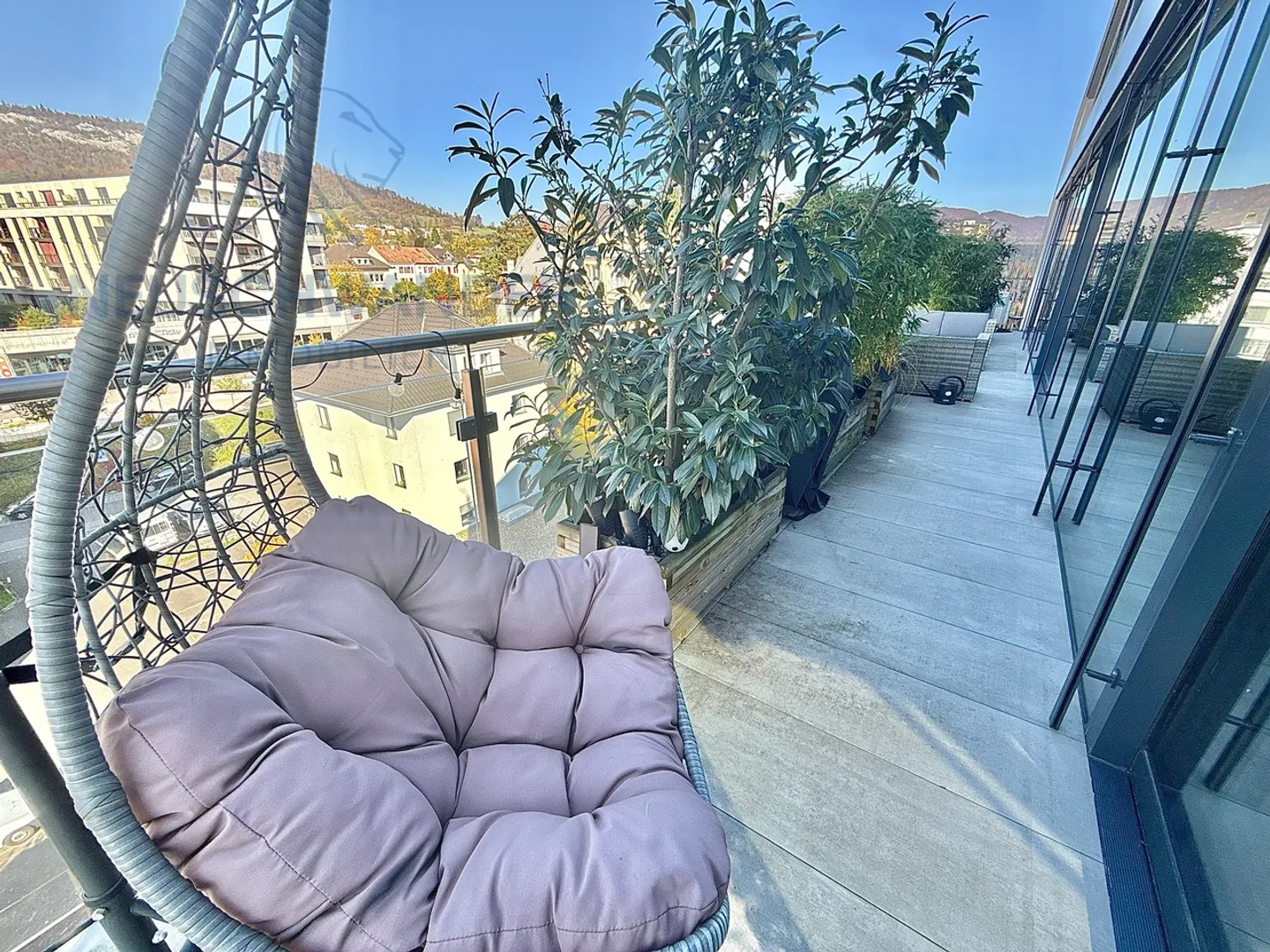 Stunning duplex penthouse with 2 underground parking spaces - Photo 19 of 39