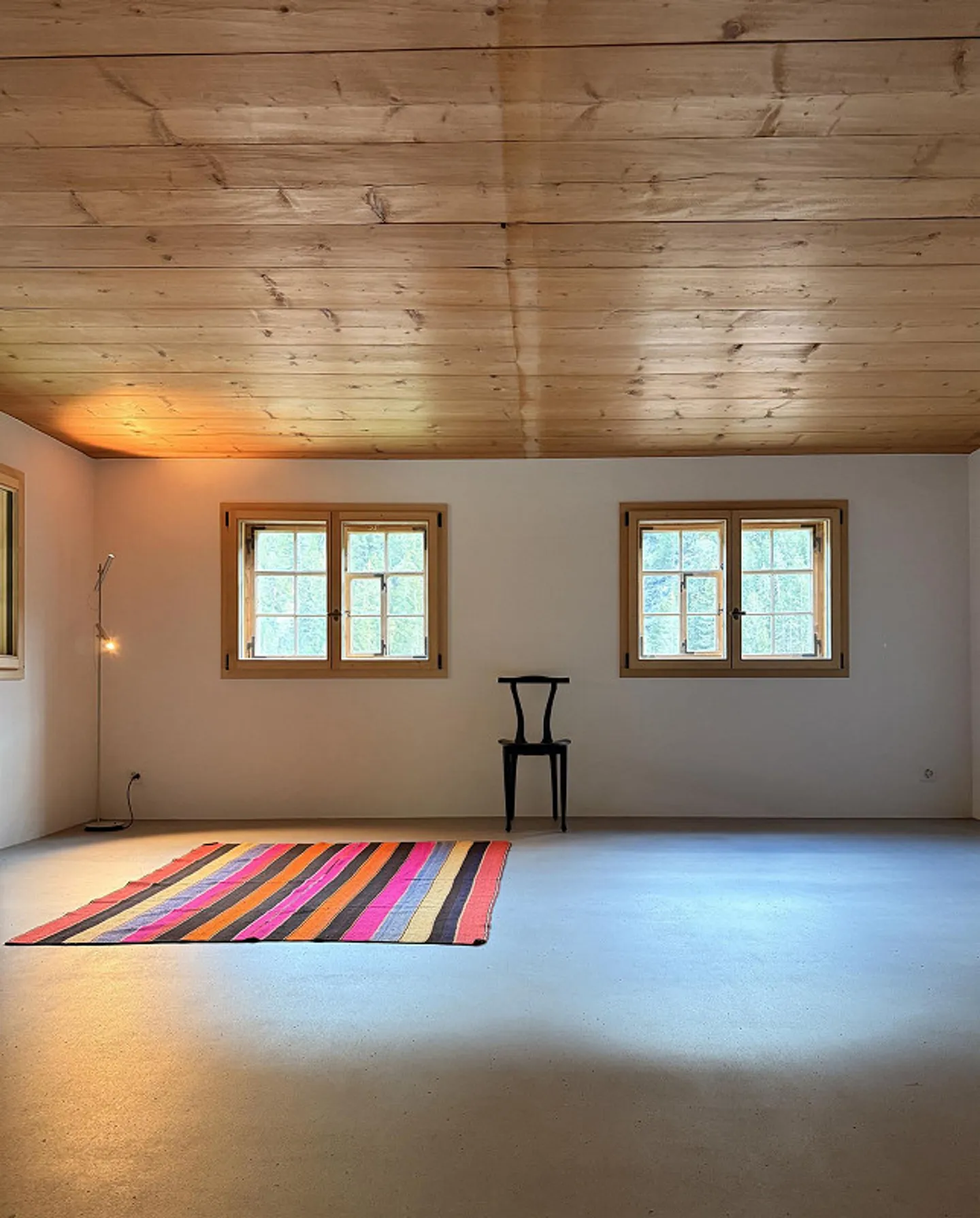 Grosszügige Dachwohnung mit Gartenanteil (Erst- oder Zweitwhg.) - Foto 5 von 14