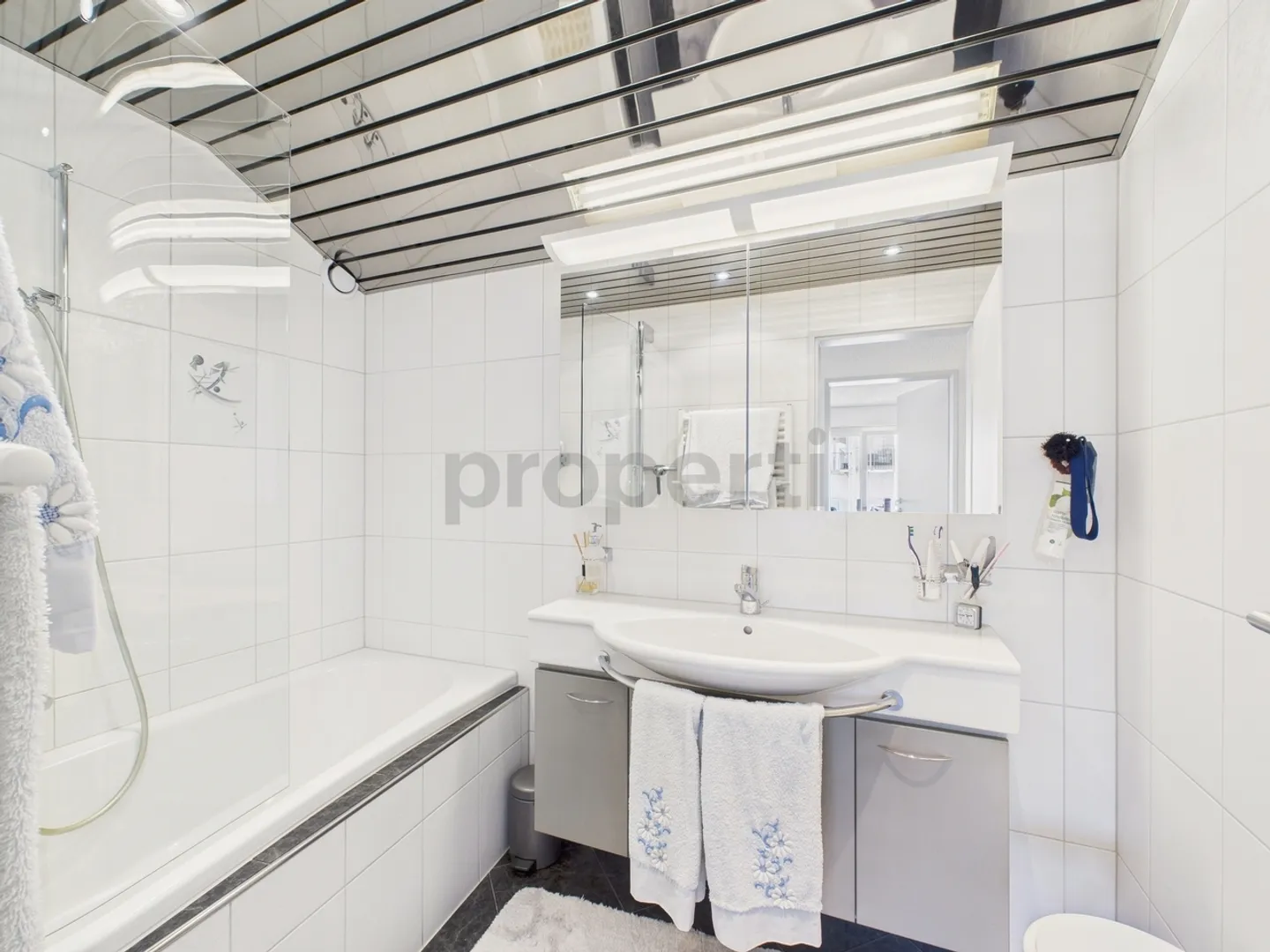 Appartement Charmant avec Vue sur Montagne - Photo 12 sur 13