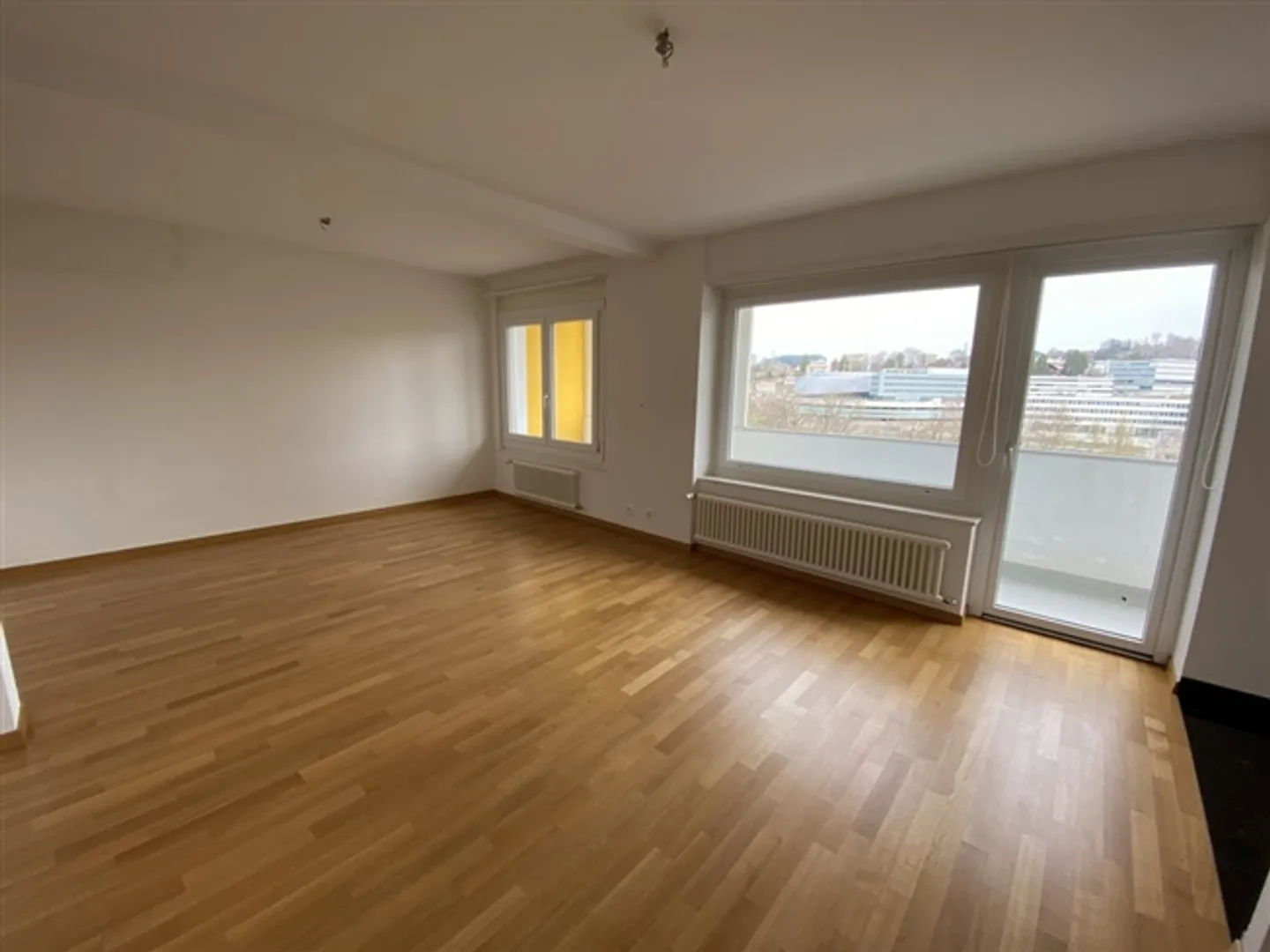 NUOVO APPARTAMENTO 1,5 STANZE A 15 MINUTI DAL CENTRO CITTÀ - Foto 3 di 6