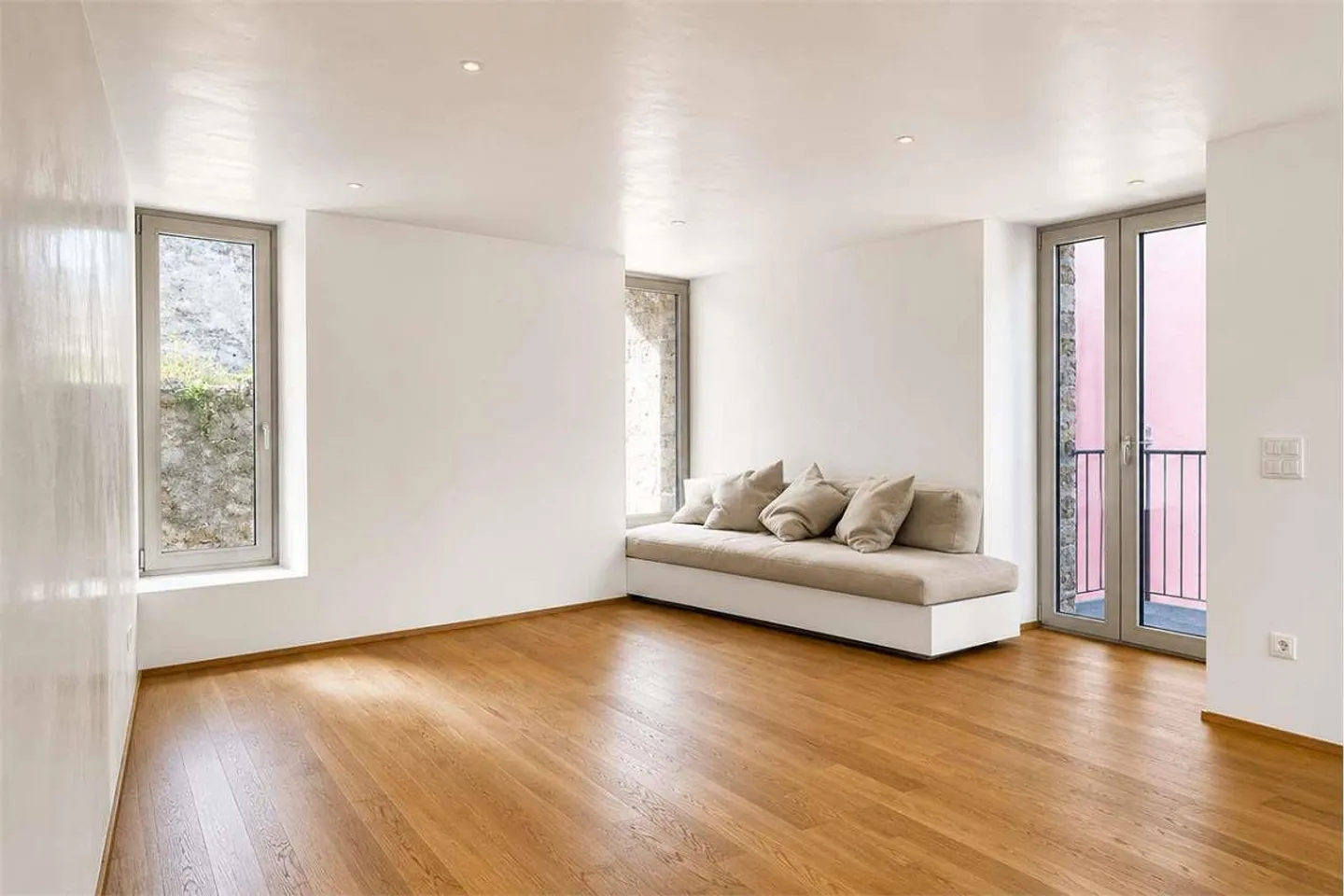 Renoviertes Kernhaus in Bissone - Foto 1 von 12