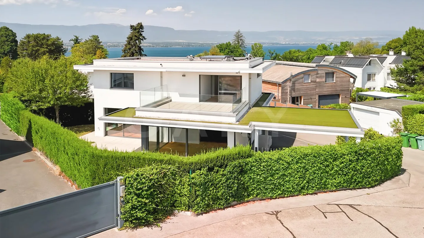 EXCLUSIVITY - Contemporary house in a quiet area - Photo 10 of 13