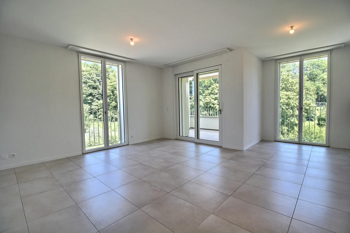 Magnificent 4.5-room apartment for rent in Marly! - Photo 3 of 12
