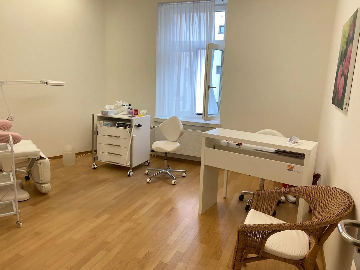 Spazio commerciale in posizione centrale a Küssnacht am Rigi - Foto 4 di 10