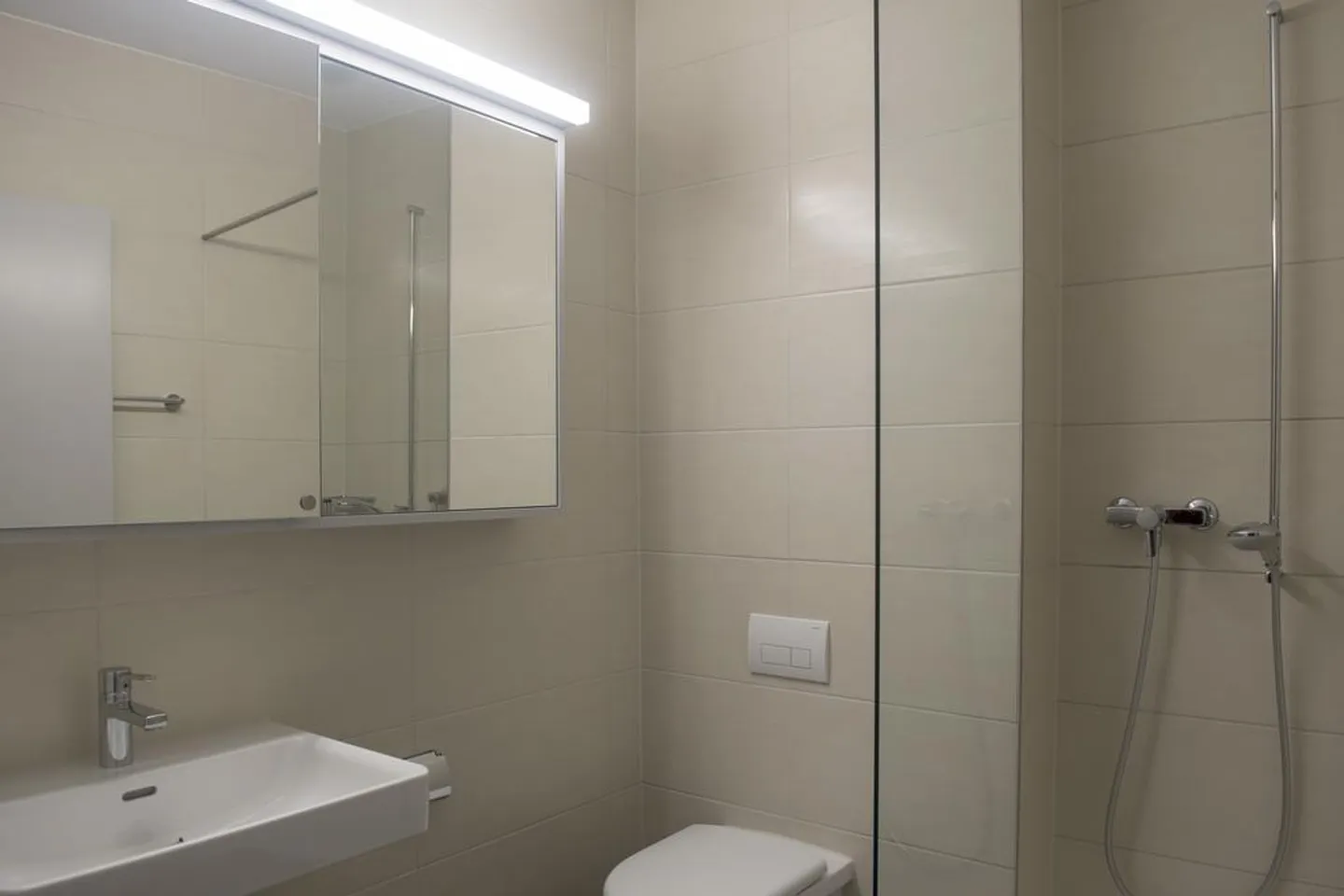 Vie urbaine dans un endroit naturel - Photo 7 sur 7