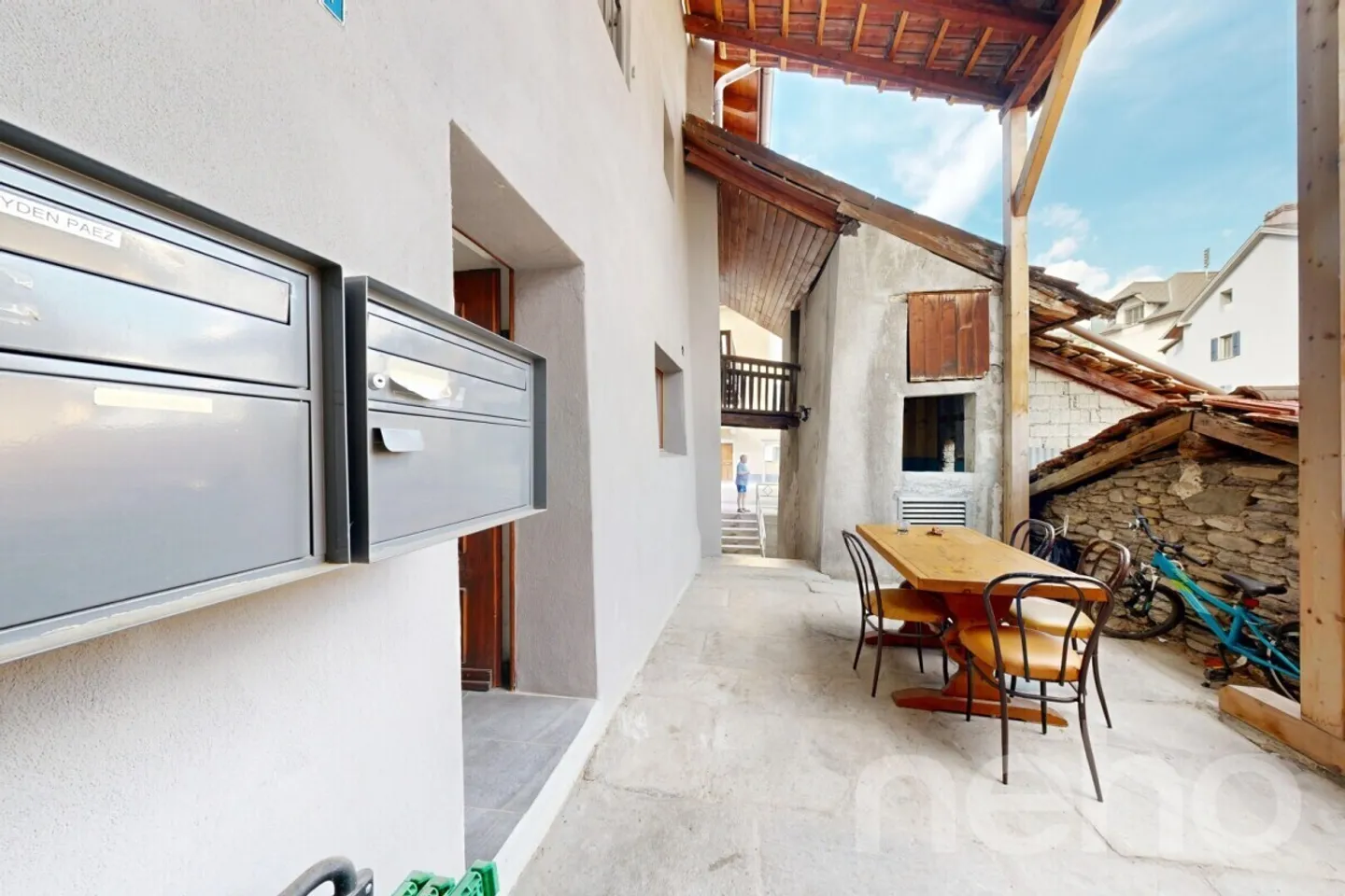 Charming studio of 34 m² with parking space and large cellar - Photo 8 of 10