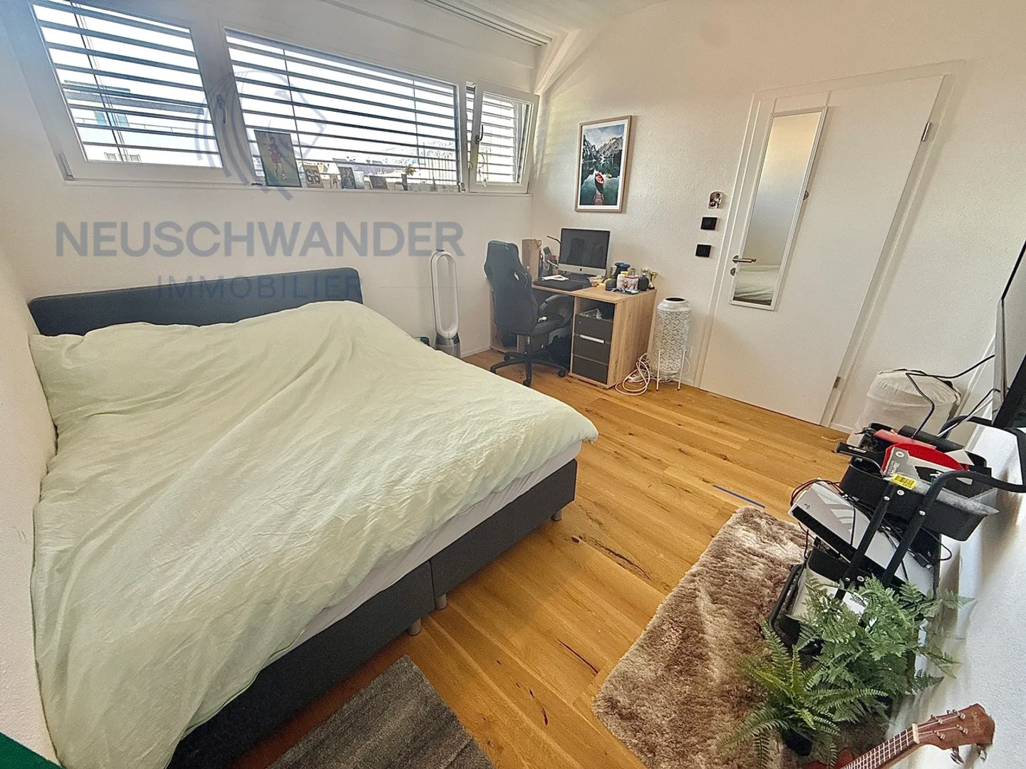 Stunning duplex penthouse with 2 underground parking spaces - Photo 23 of 39