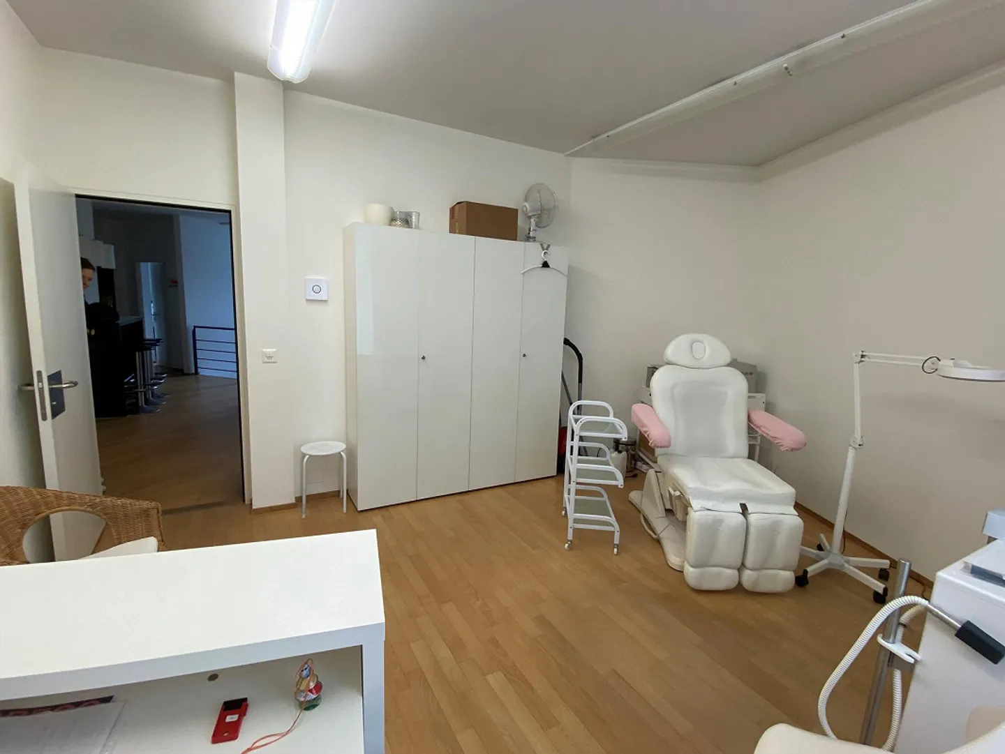 Spazio commerciale in posizione centrale a Küssnacht am Rigi - Foto 5 di 10