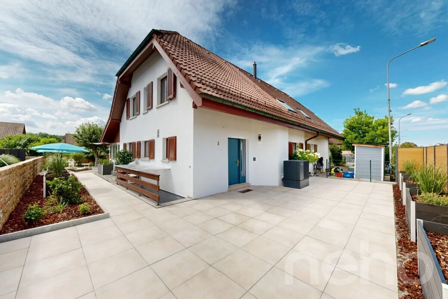 Maison rénovée de 6 pièces avec véranda et système photovoltaïque - Photo 3 sur 12