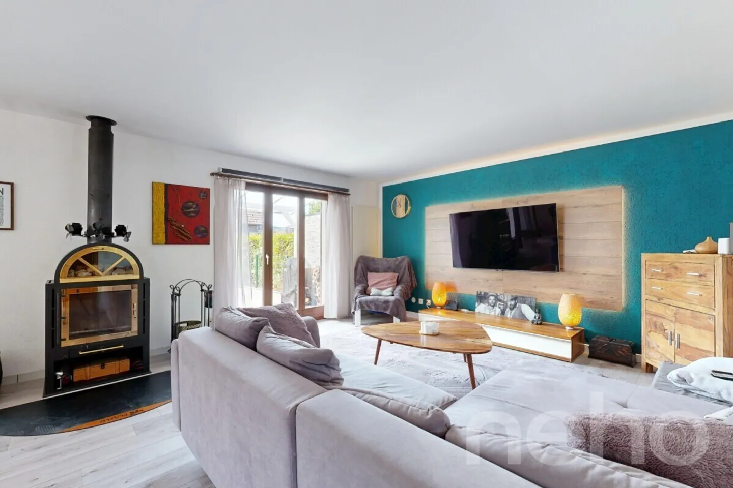 Maison rénovée de 6 pièces avec véranda et système photovoltaïque - Photo 1 sur 12