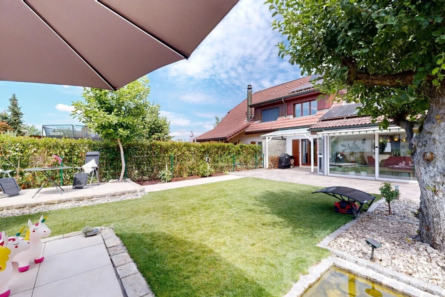 Maison rénovée de 6 pièces avec véranda et système photovoltaïque - Photo 10 sur 12