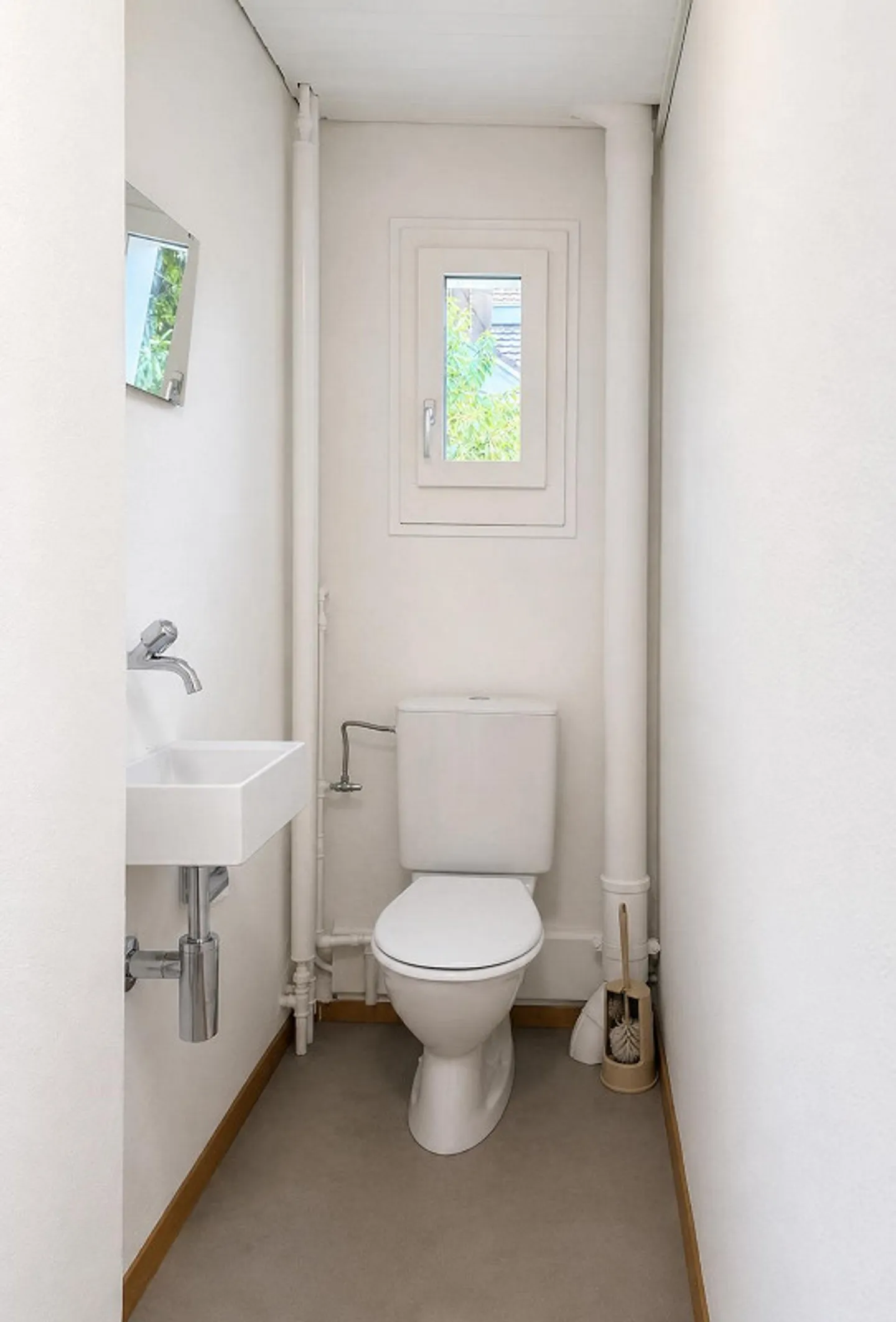Move in and feel good – renovated old building apartment - Photo 7 of 9