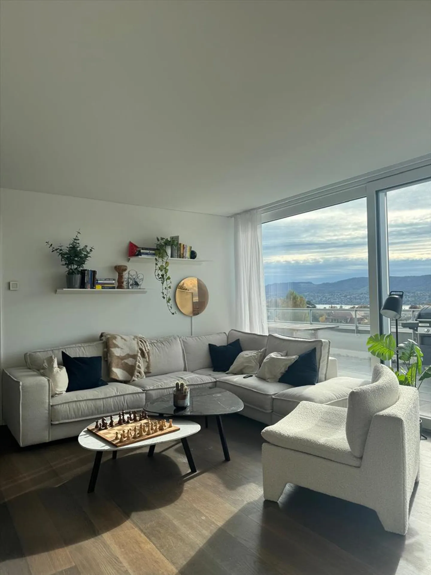 Apartment for rent - Photo 1 of 5