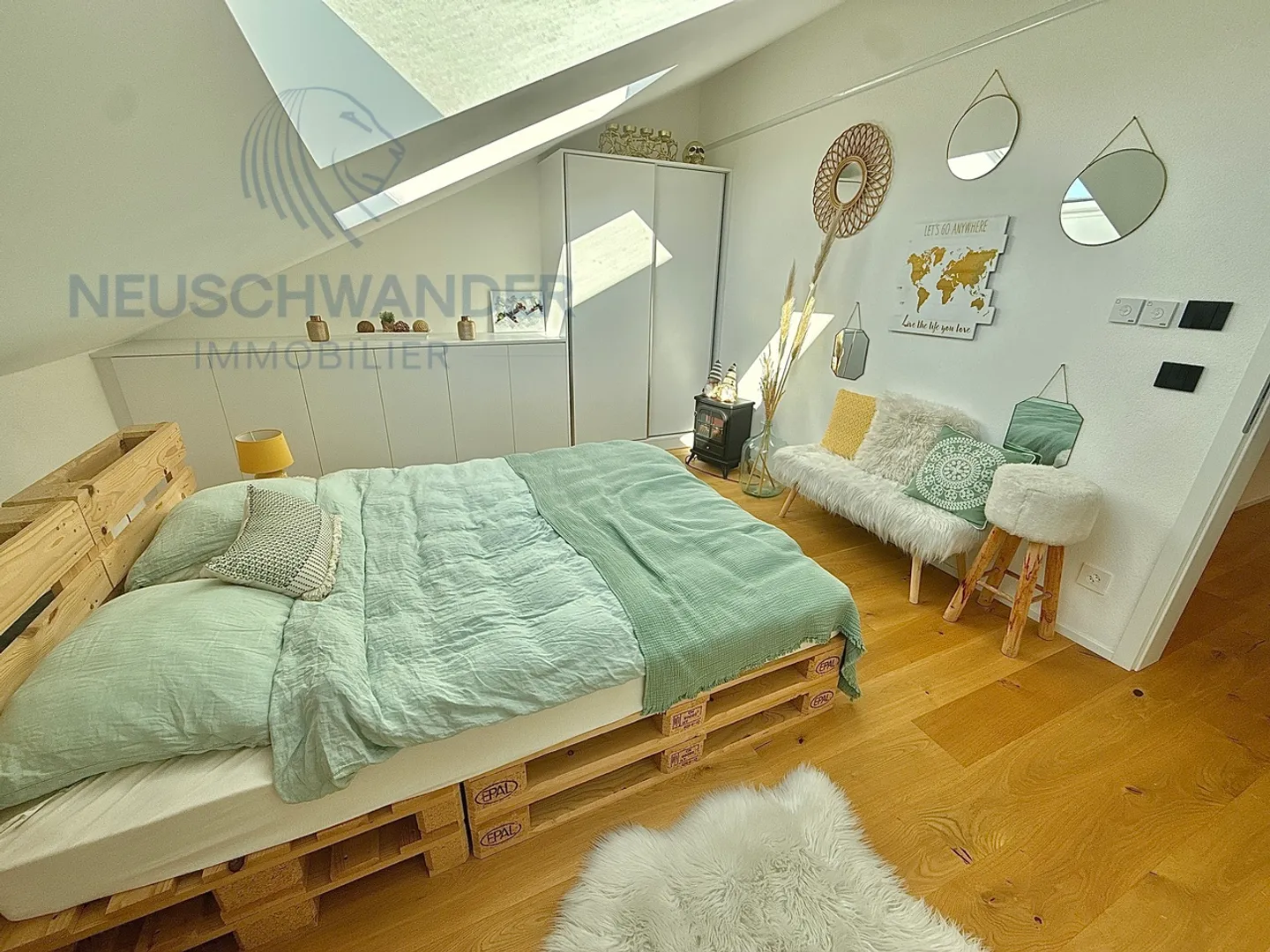 Stunning duplex penthouse with 2 underground parking spaces - Photo 33 of 39