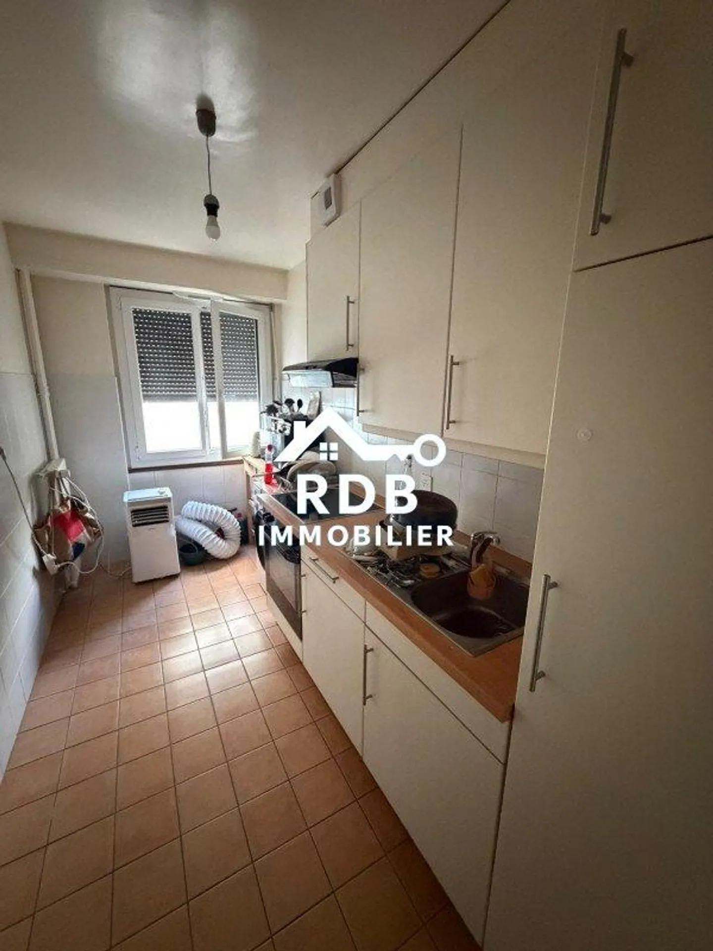 Appartement lumineux de 4 pièces - Photo 4 sur 10