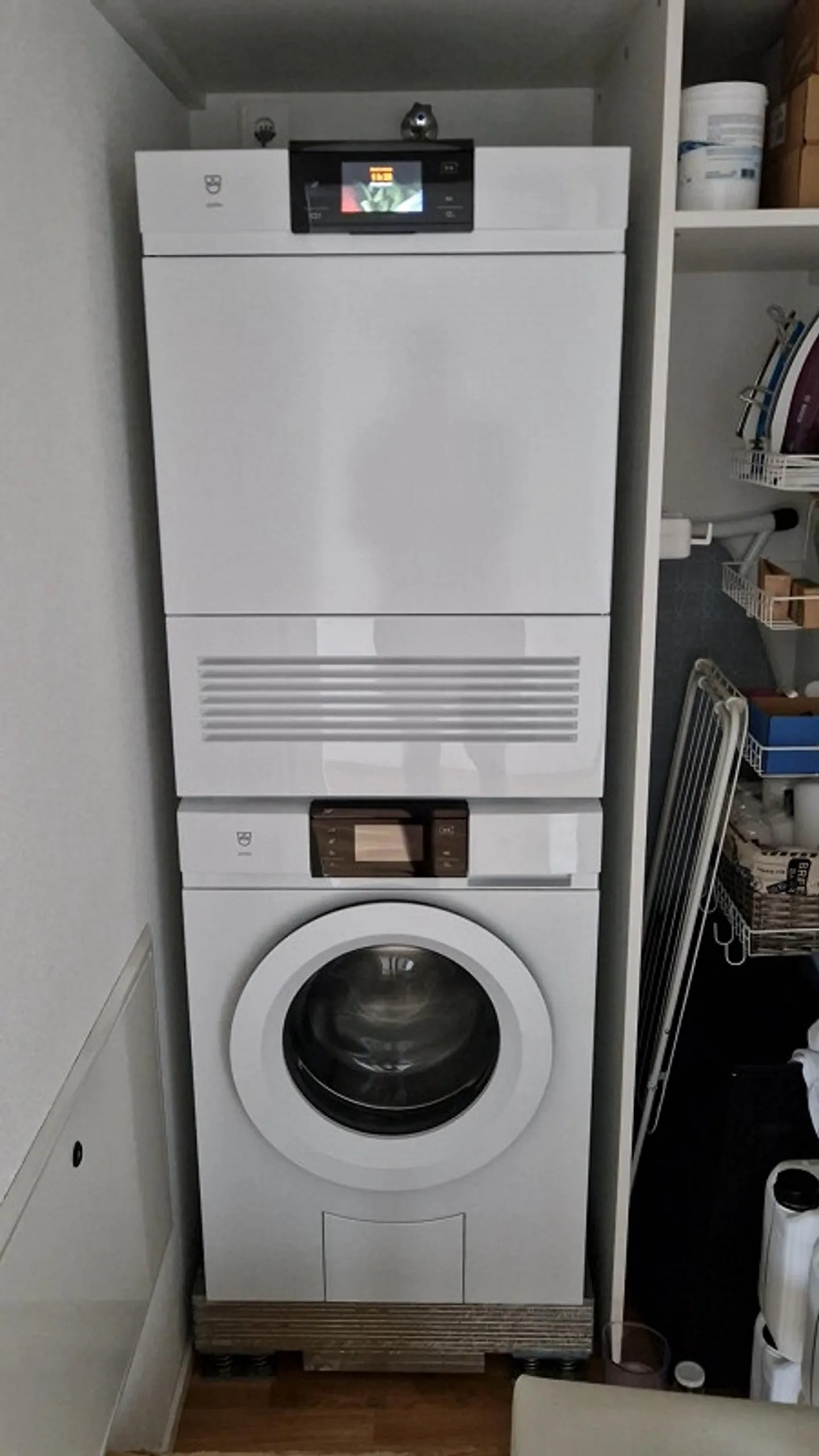 Modern 4.5-room apartment with lake view in Sachseln - Photo 7 of 9