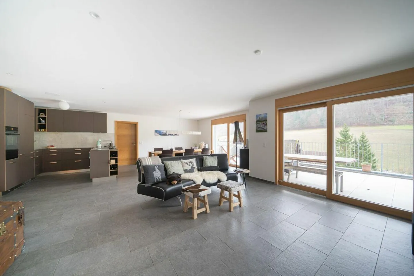 Modernes Wohnen mit traumhafter Aussicht - Foto 5 von 13