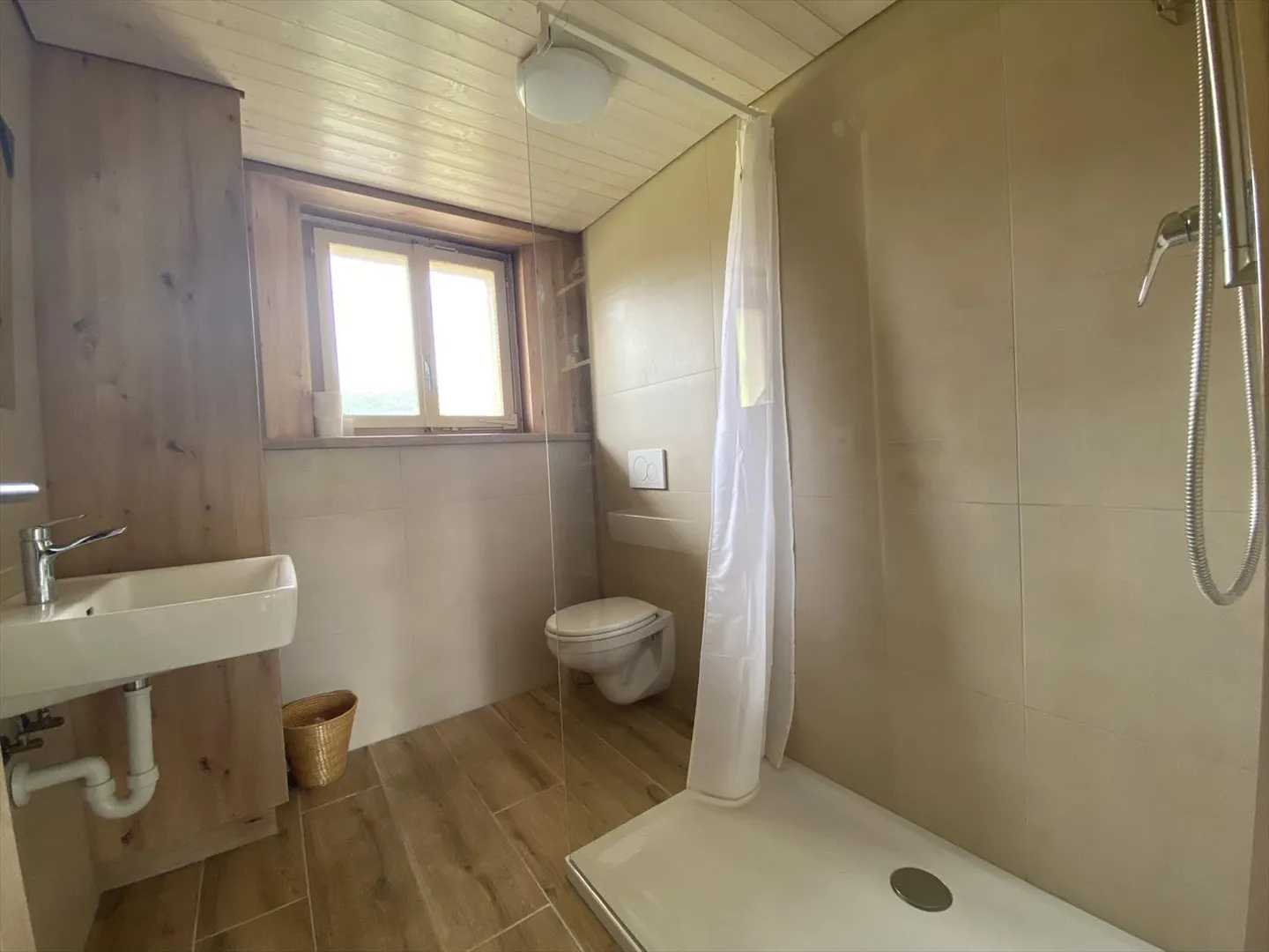 Wohngebäude - Foto 9 von 13