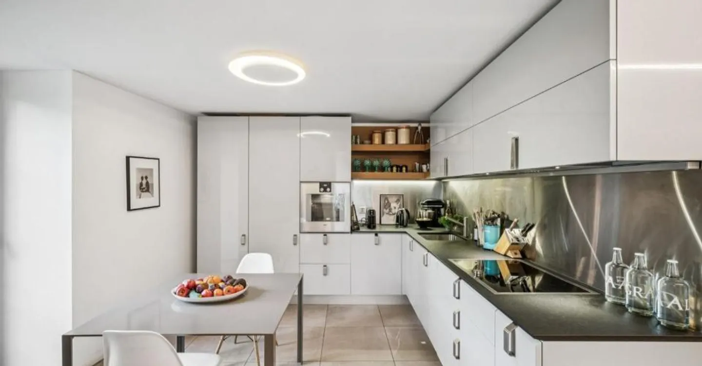 Casa a schiera 7,5 stanze - Foto 4 di 13