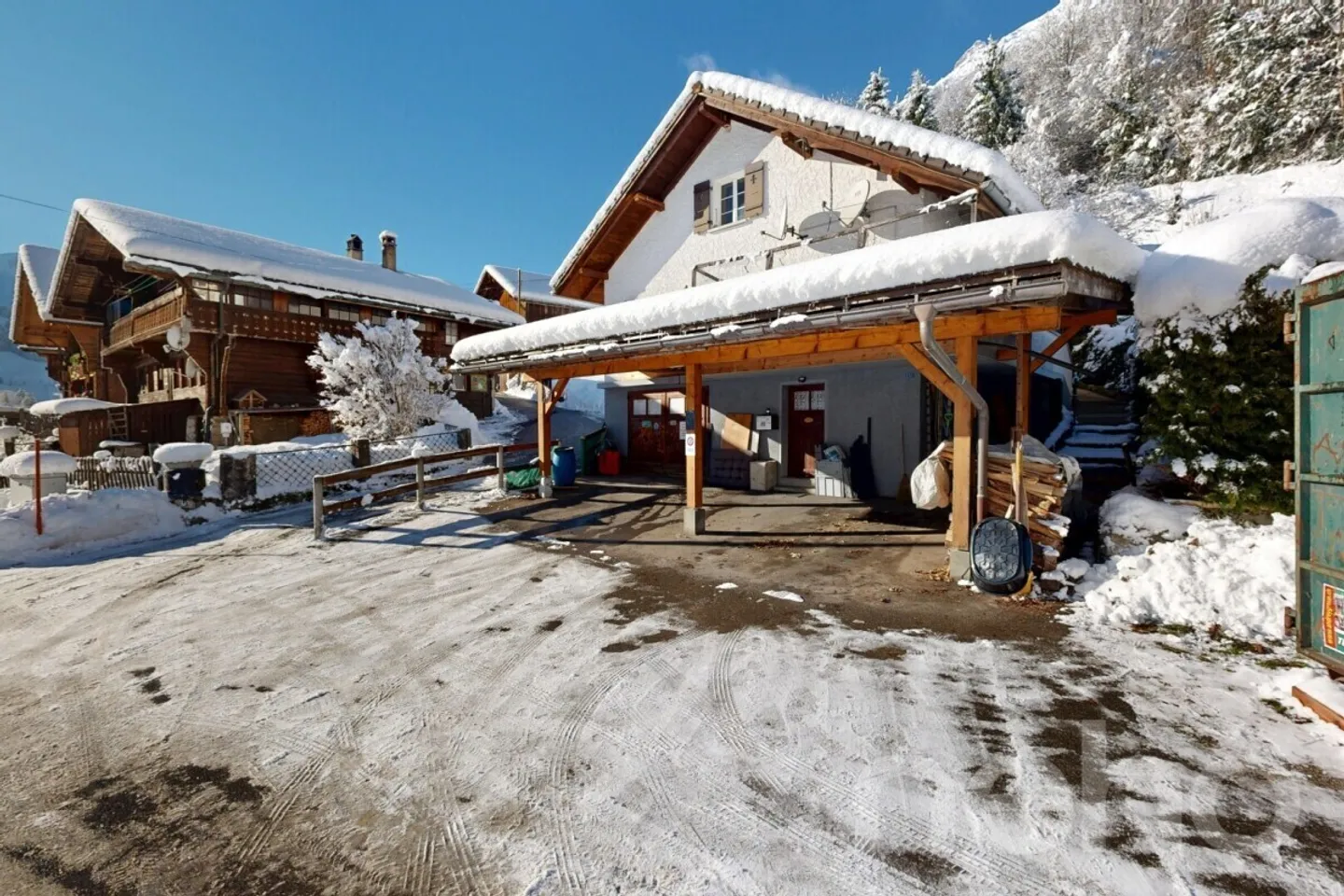 Charming house with garden in Jaun - Photo 11 of 12