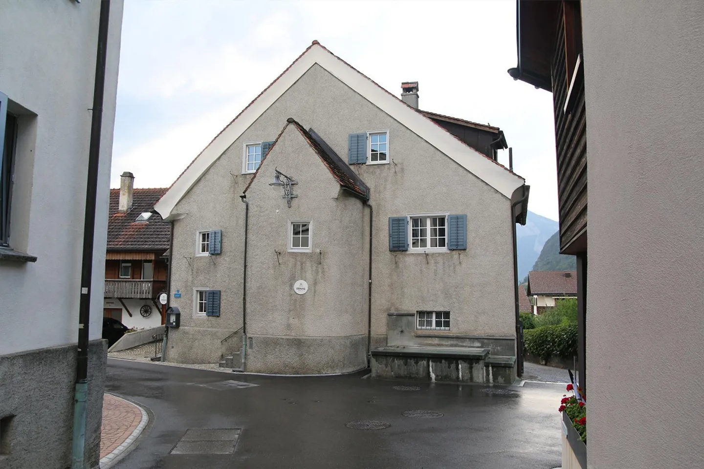Maison 5.5 pièces - Photo 1 sur 16