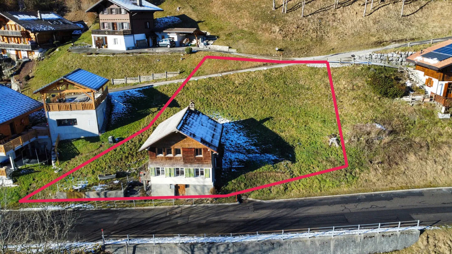 CERNIAT - Terreno di 600m2 con permesso di costruzione in vigore! - Foto 6 di 11