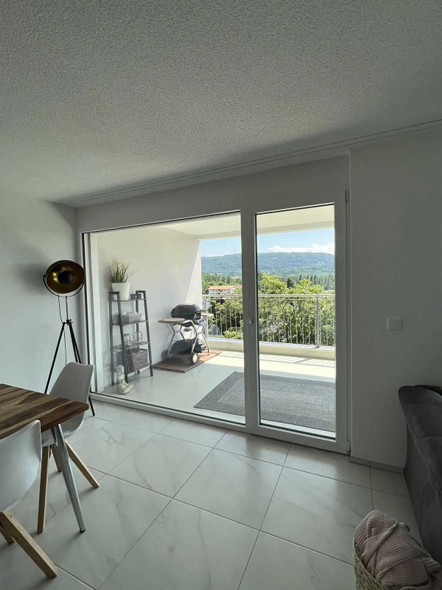 Wunderschöne 2,5 Zimmer Wohnung in Winznau per 01.12.2025 - Foto 5 von 10