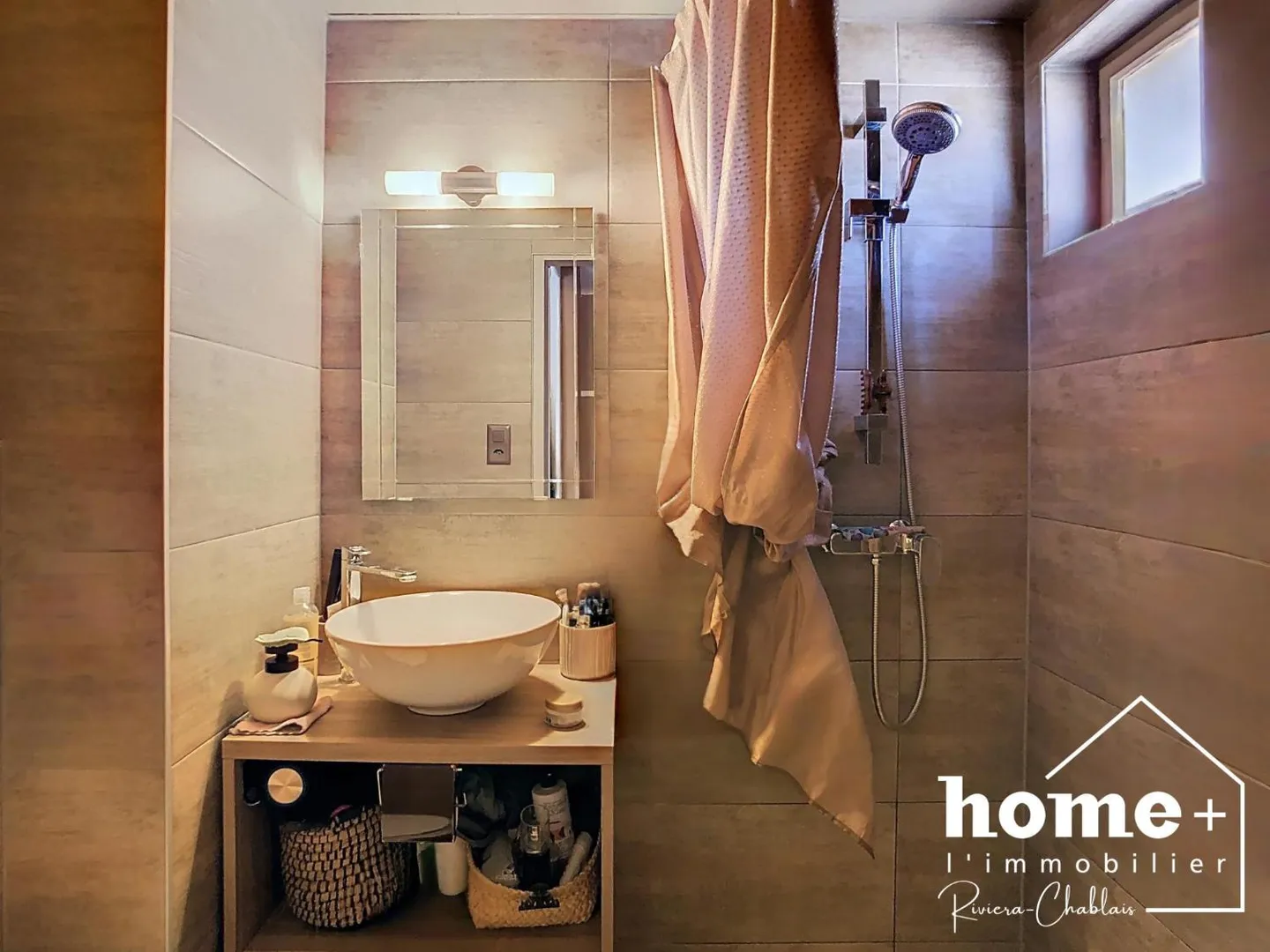 Magnificent chalet in a quiet location with unobstructed views and great potential for expansion - Photo 9 of 12