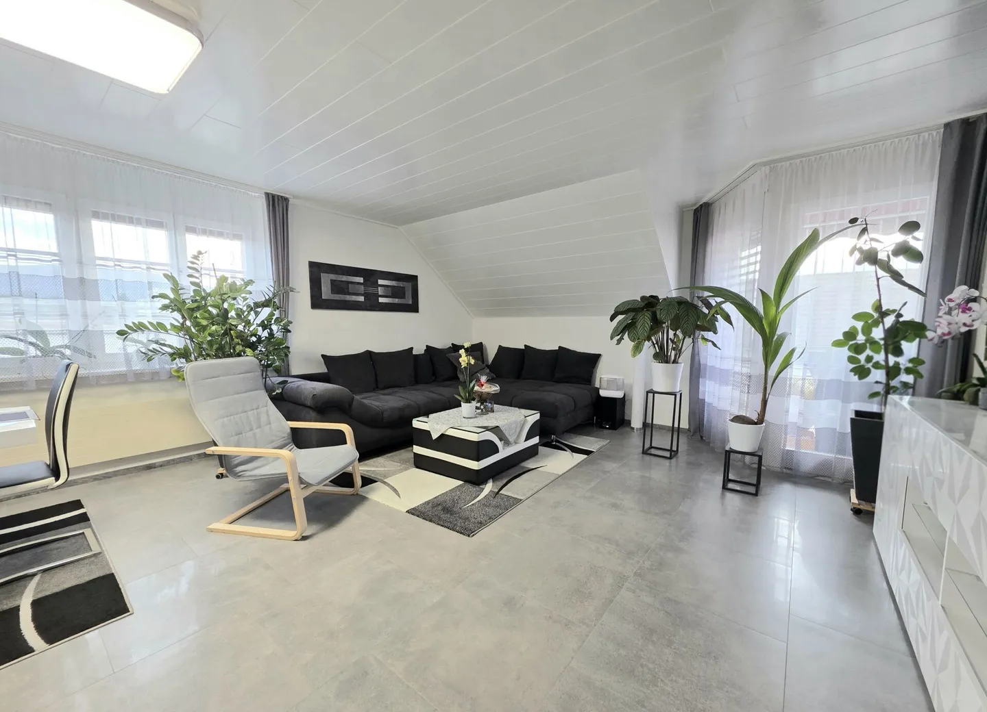 Vivere con vista! Appartamento mansardato di 4,5 stanze a Möhlin - Foto 5 di 16