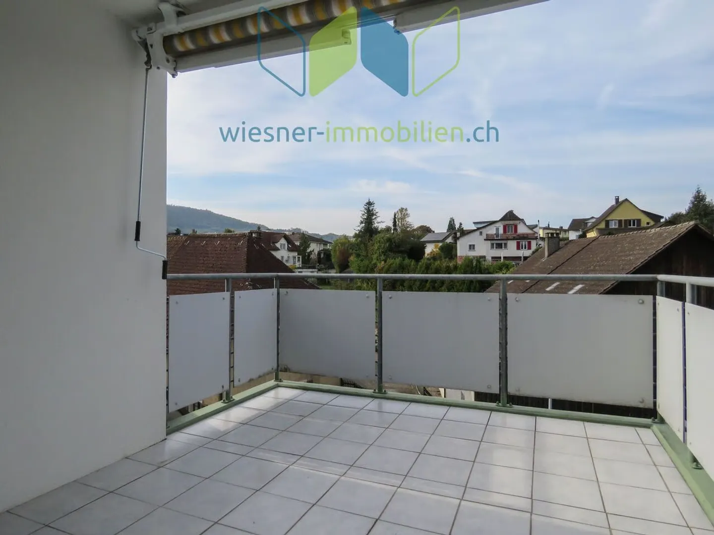 WOHNEN ÜBER DEN DÄCHERN VON MÖHLIN - Foto 2 di 13