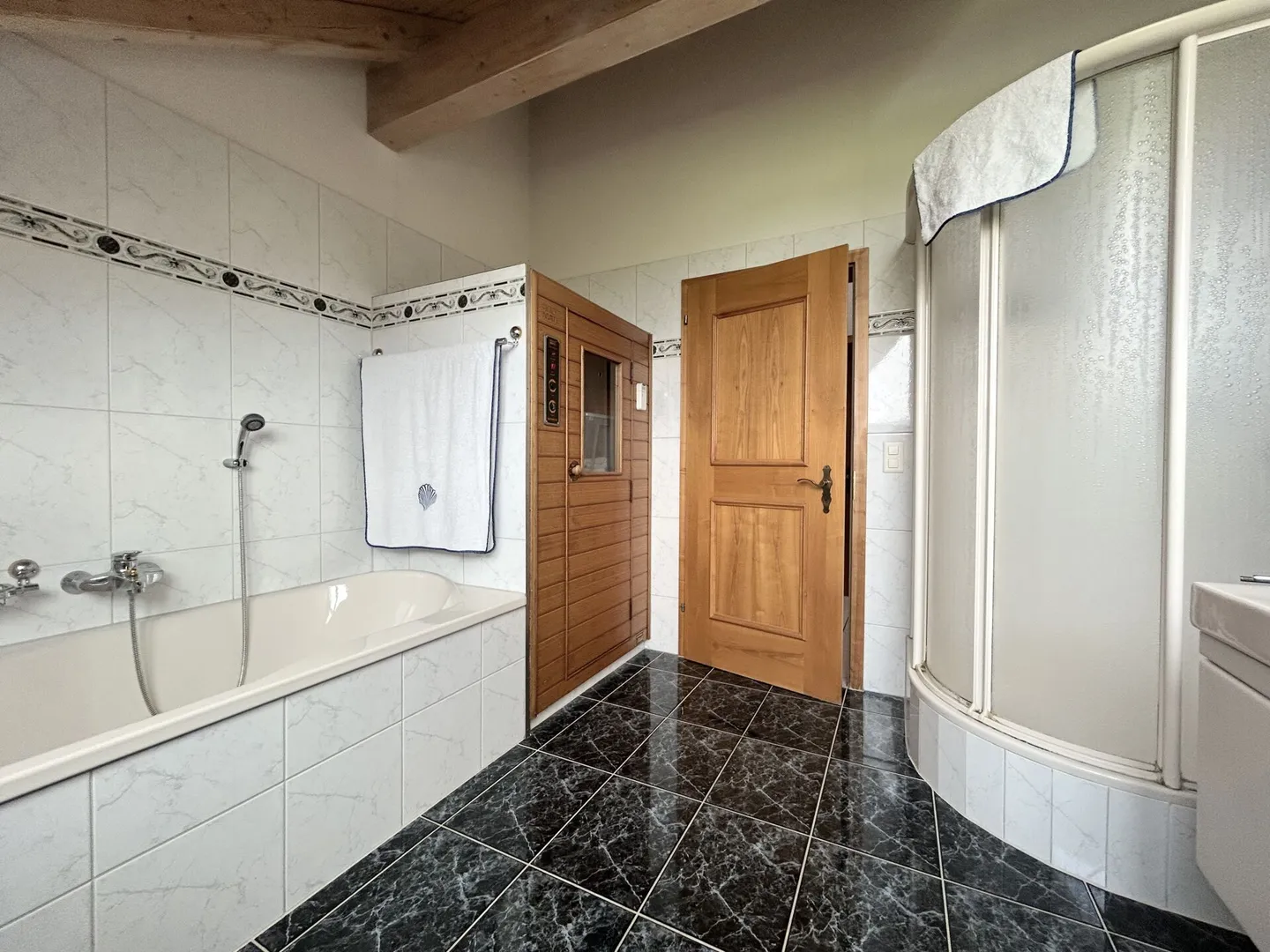 Casa con piscina e vista sulle Alpi a Grosswangen - Foto 8 di 14