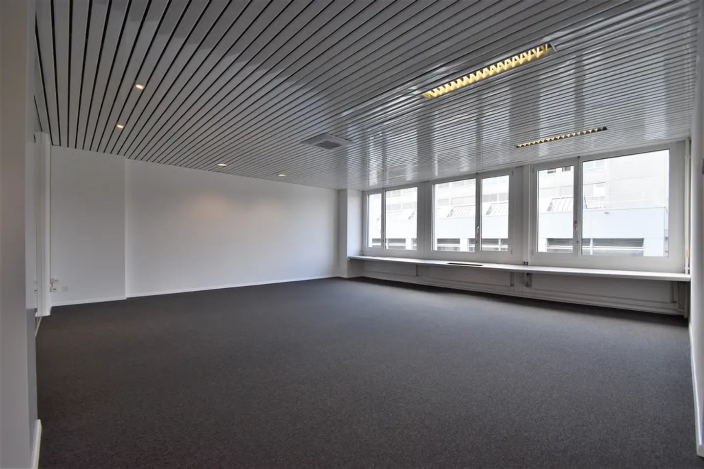 Your new business location in the heart of the Limmattal - Photo 5 of 12