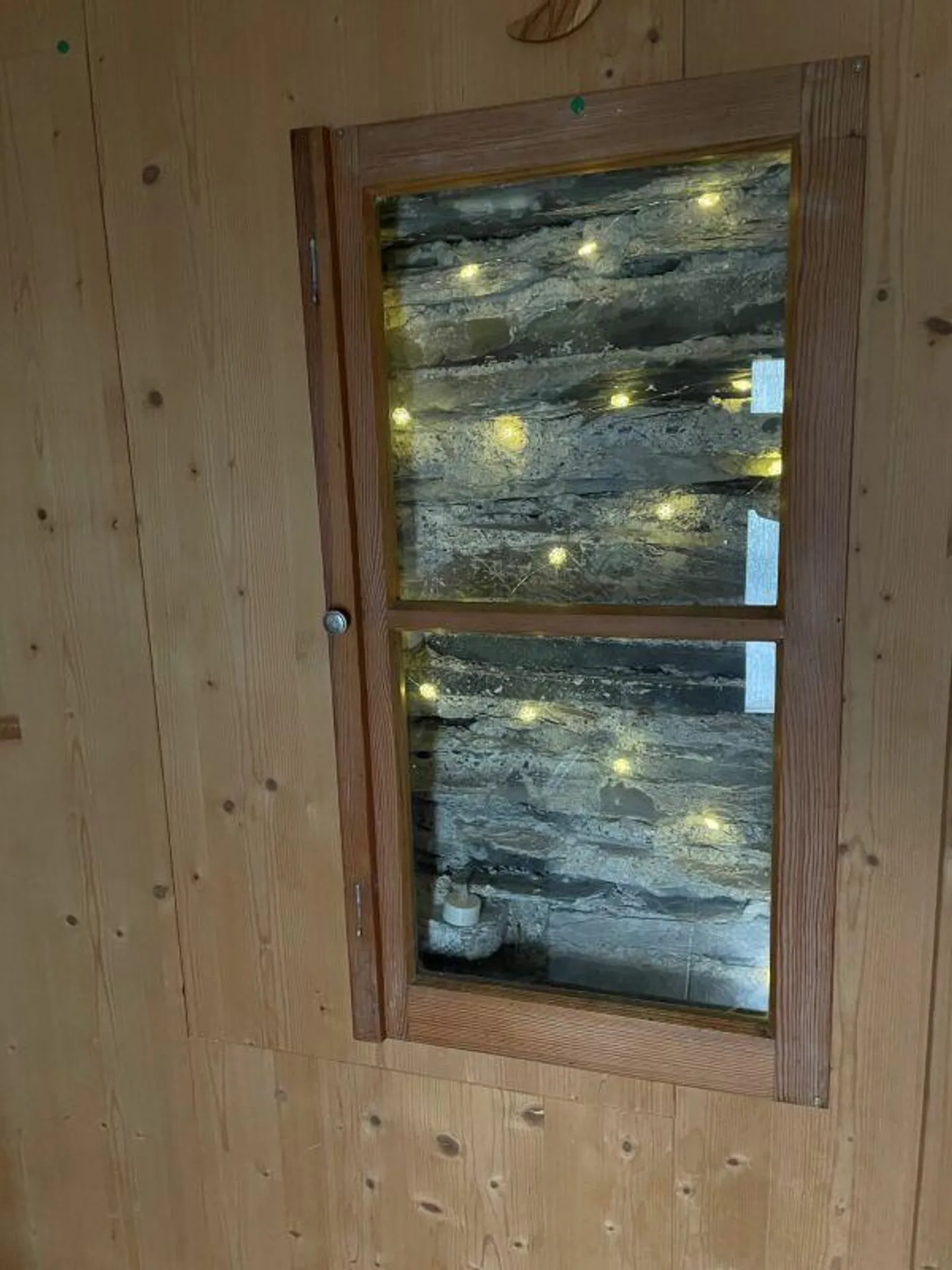 Casa bifamiliare accogliente con camino - Foto 13 di 14