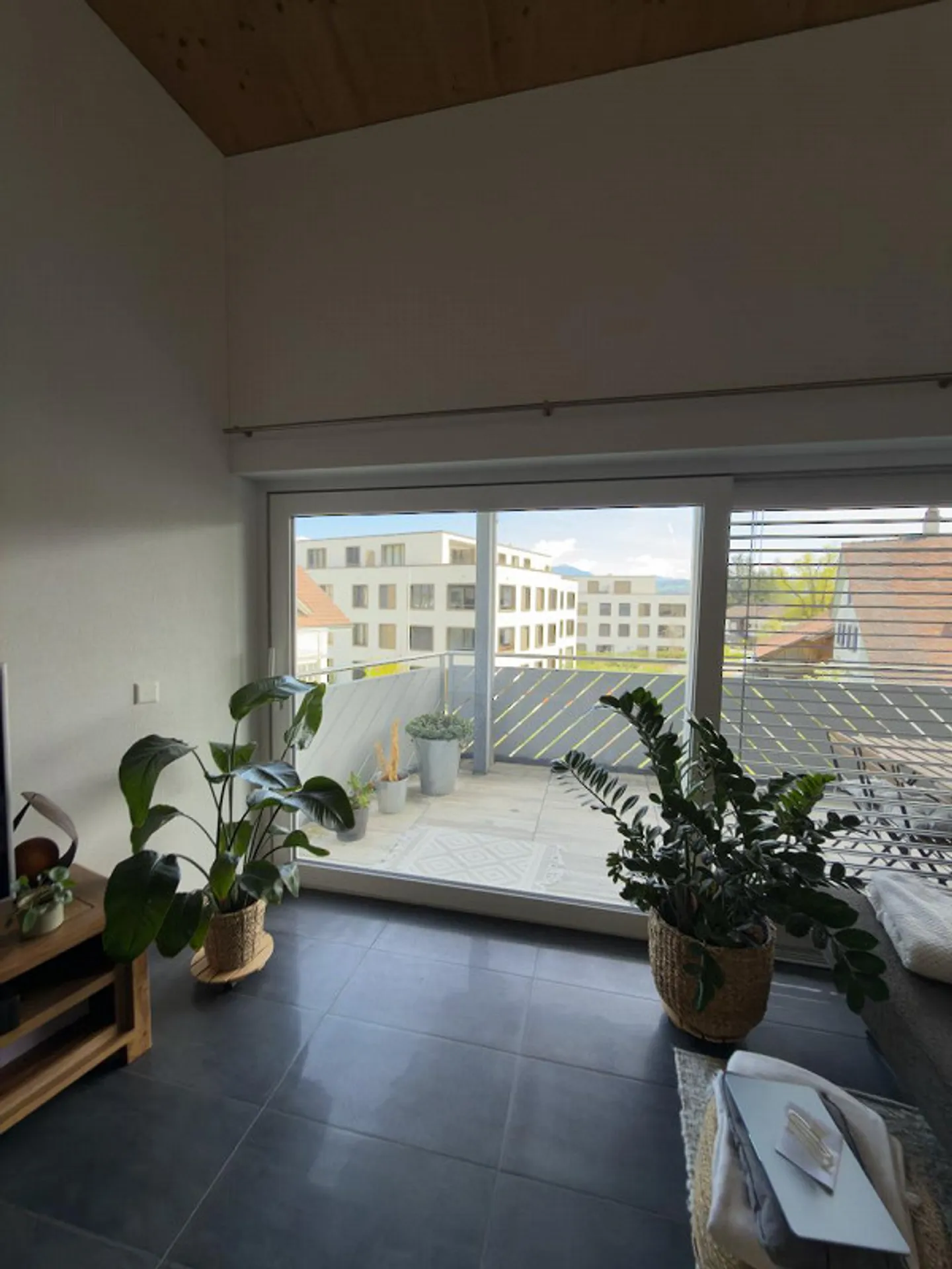 Maisonette 4,5 pièces - Photo 4 sur 8