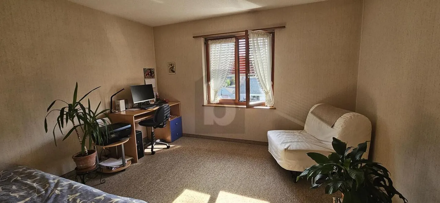 In una zona residenziale tranquilla - Foto 5 di 6