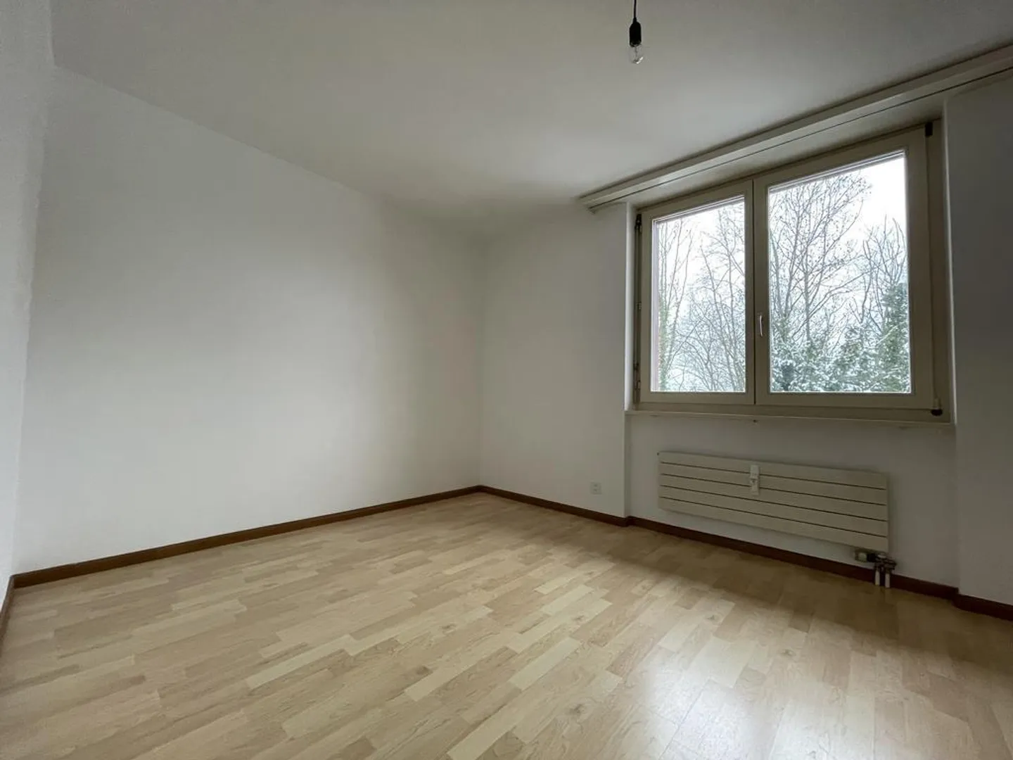 FRESH AIR! TOP 4.5-ROOM APARTMENT WITH A VIEW! - Photo 8 of 10