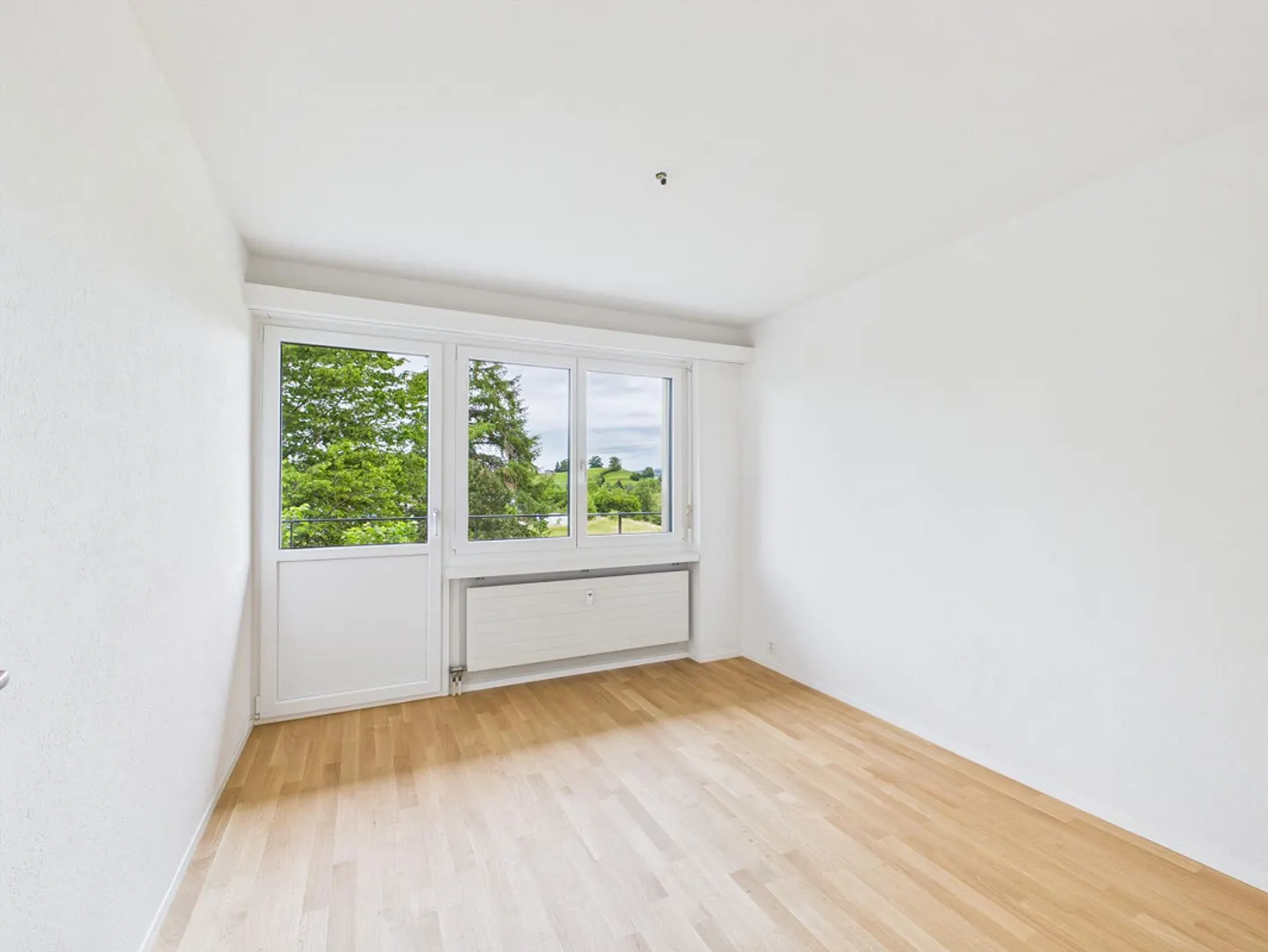 Vie moderne dans le vert : première occupation après rénovation - Photo 11 sur 20