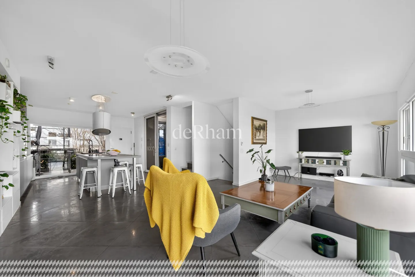 Appartamento di 5,5 stanze in triplex con spazio indipendente - Foto 3 di 18